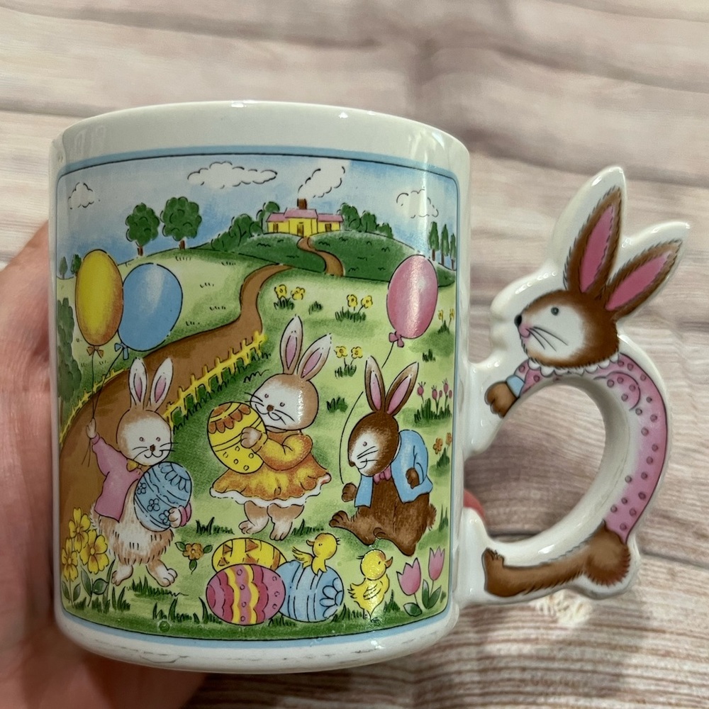 Vintage Easter Bunny Scene Coffee Tea Mug Cup Rabbit Handle Made in Japan